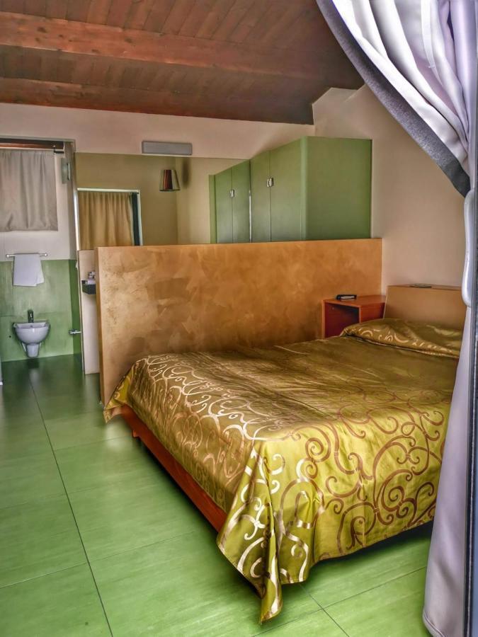 Ciacco Hotel Джоя-дель-Колле Экстерьер фото